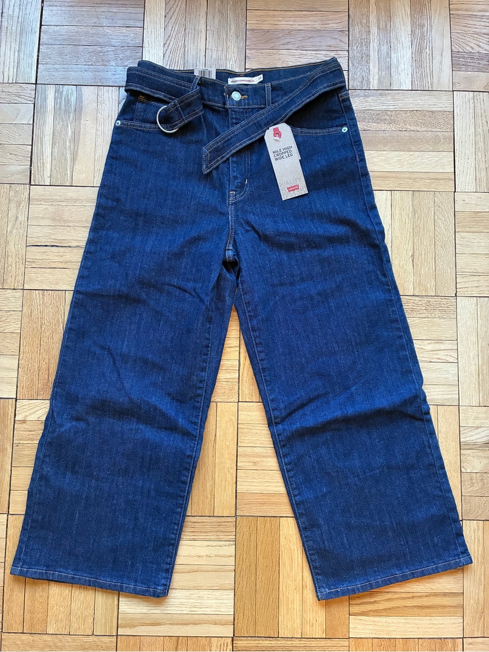 NWT Levi’s Dark Blue Mile High Cropped Wide Leg Jeans